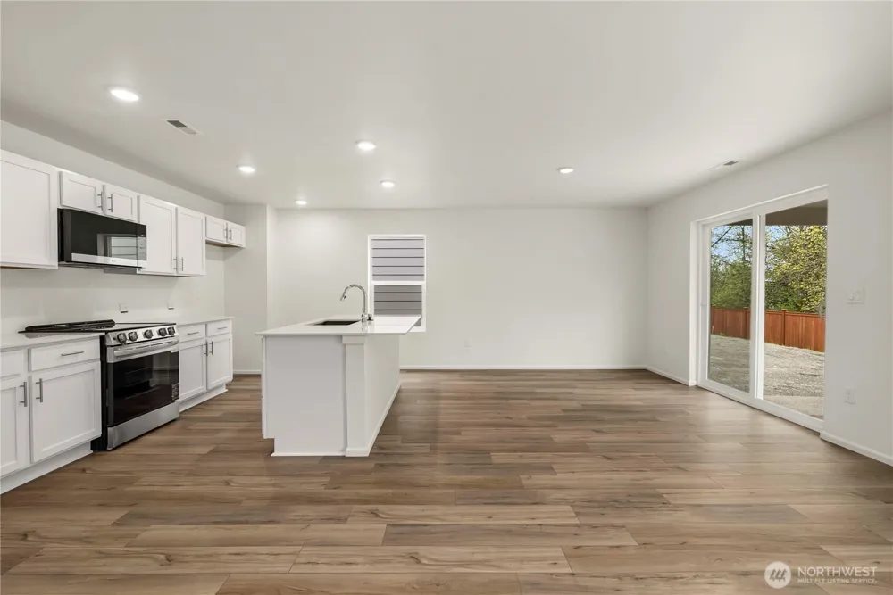 1448 Salzer Creek Drive Centralia, WA 98531
