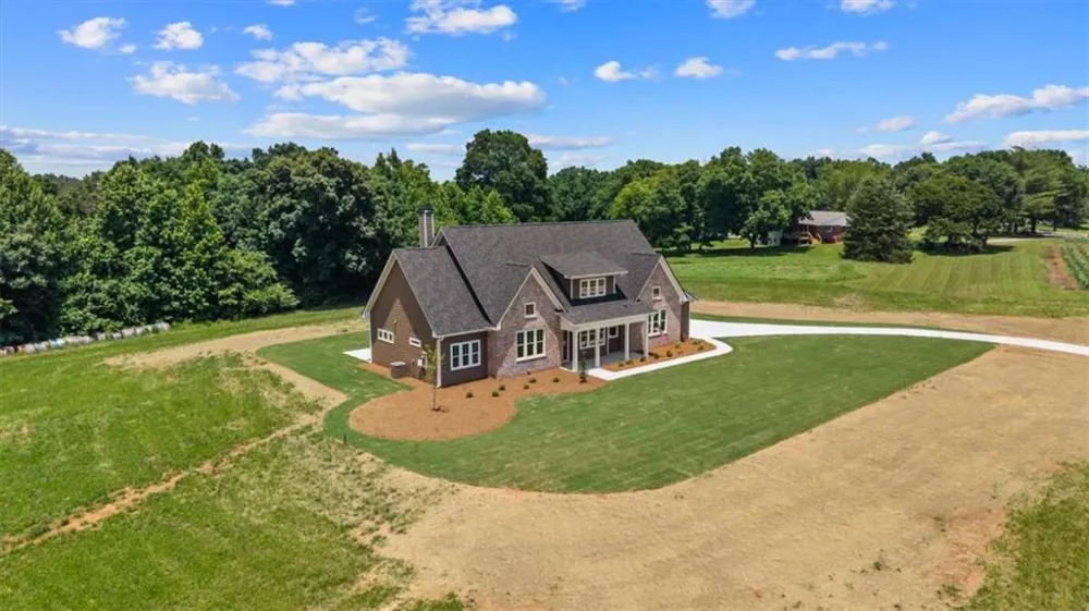 591 Welcome Road Roopville, GA 30170