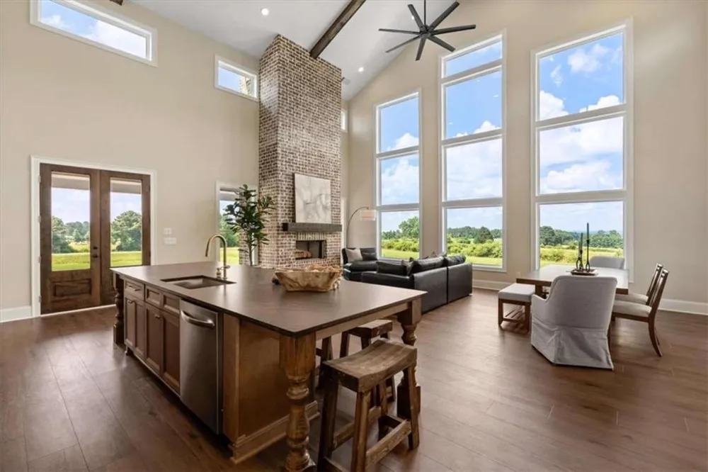 637 Welcome Road Roopville, GA 30170