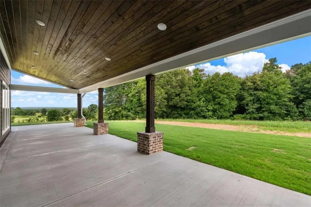 637 Welcome Road Roopville, GA 30170