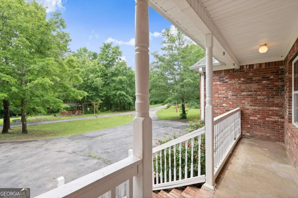 577 Everett Springs RD SW Calhoun, GA 30701