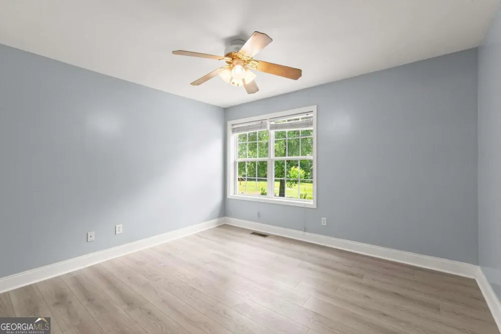577 Everett Springs RD SW Calhoun, GA 30701