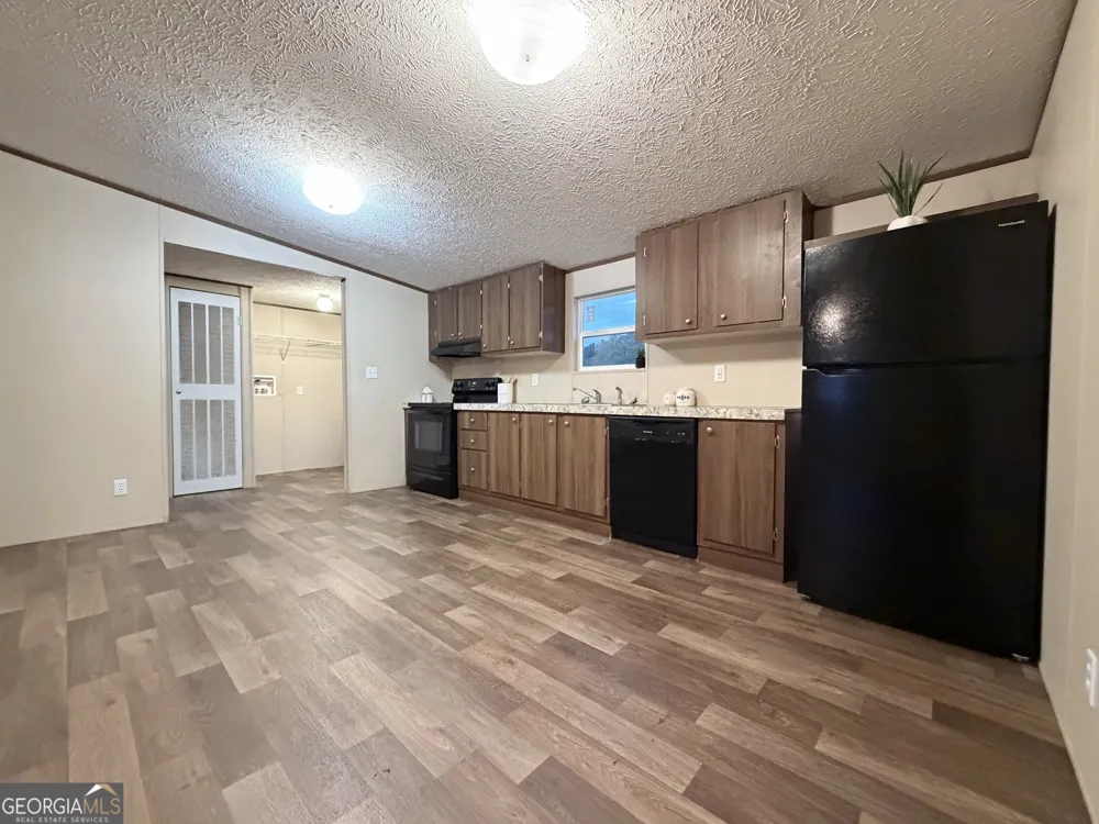 460 Mount Olivet RD Hartwell, GA 30643