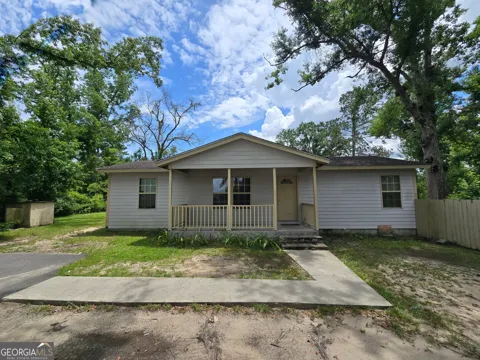 2721 Dogwood CIR