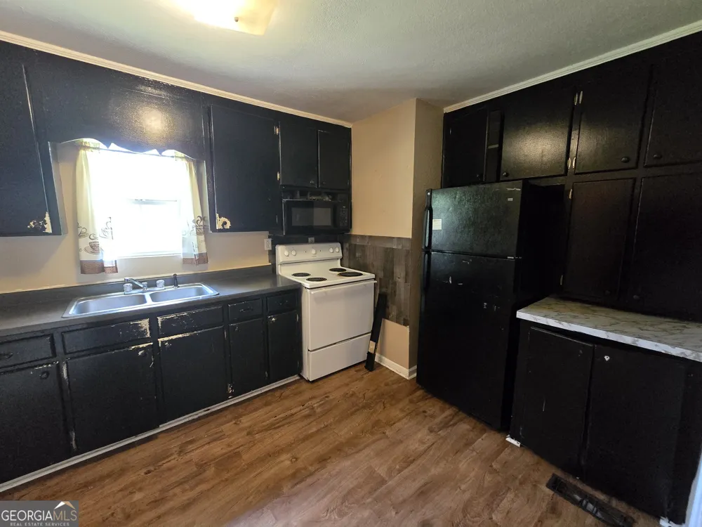 2721 Dogwood CIR Valdosta, GA 31602