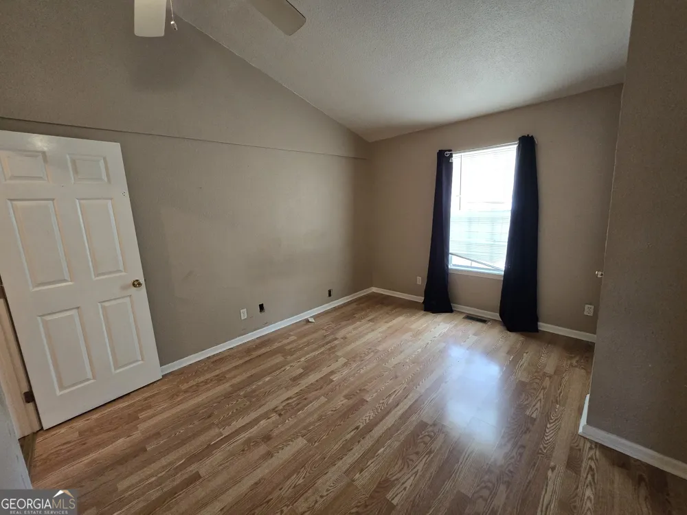 2721 Dogwood CIR Valdosta, GA 31602