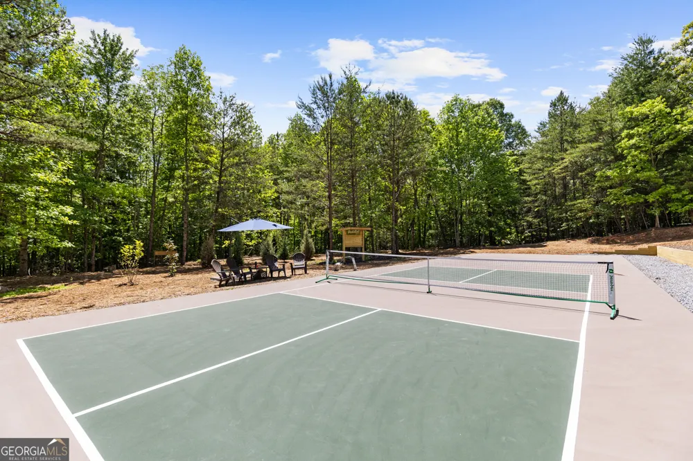 211 Brannon Ridge Young Harris, GA 30582