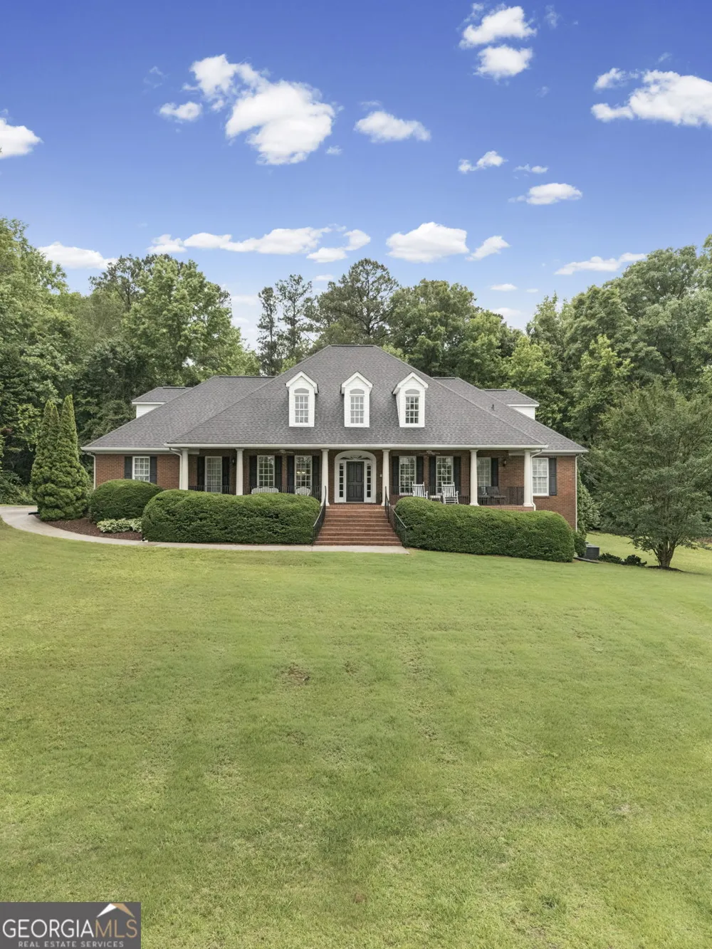 699 Bankstown RD Brooks, GA 30205