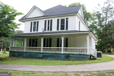 88 Railroad AVE