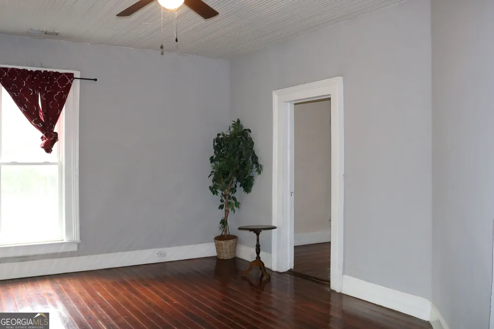 88 Railroad AVE Carlton, GA 30627
