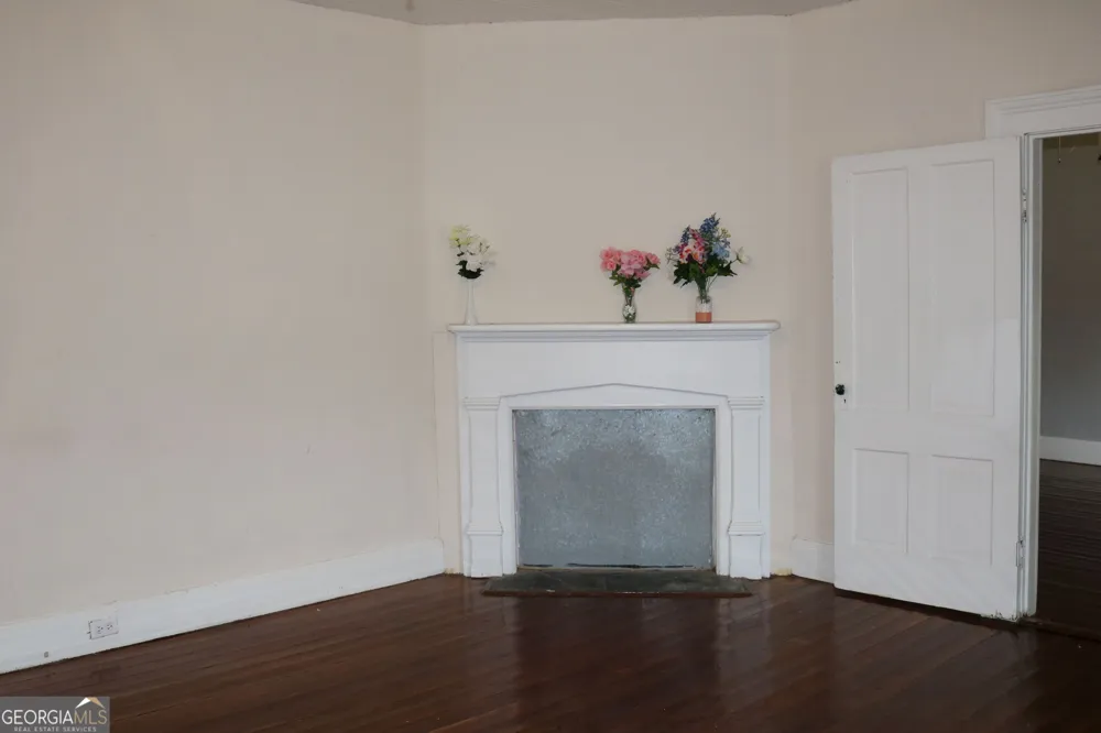 88 Railroad AVE Carlton, GA 30627