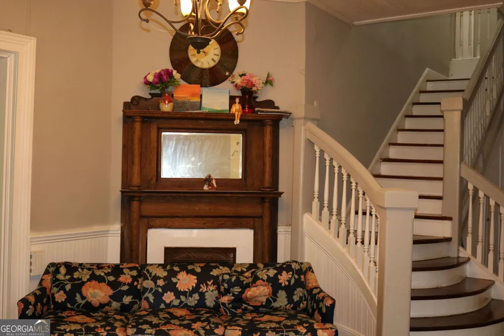 88 Railroad AVE Carlton, GA 30627
