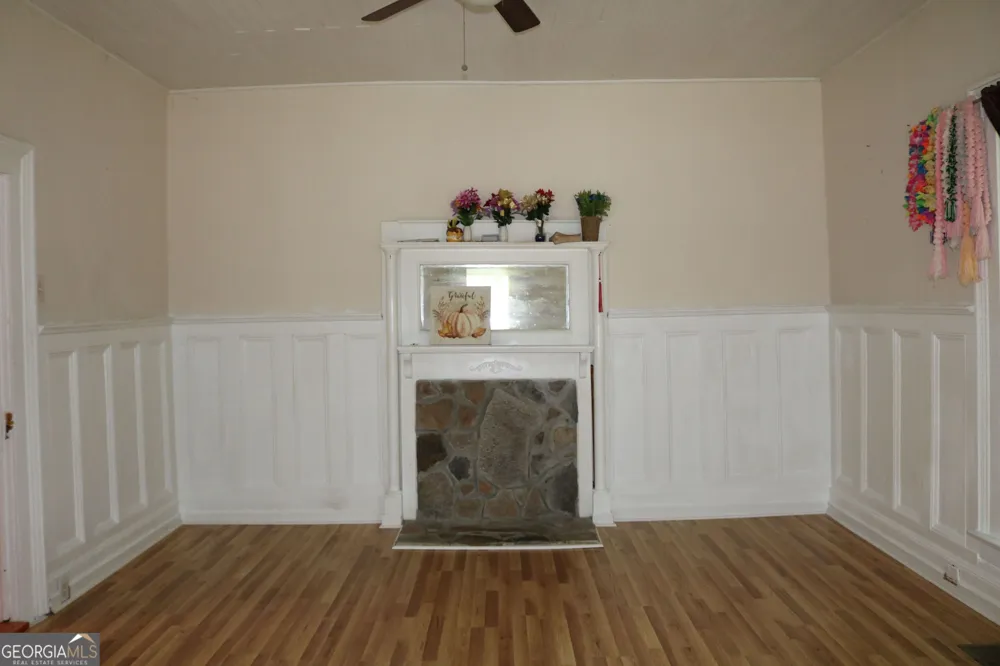 88 Railroad AVE Carlton, GA 30627