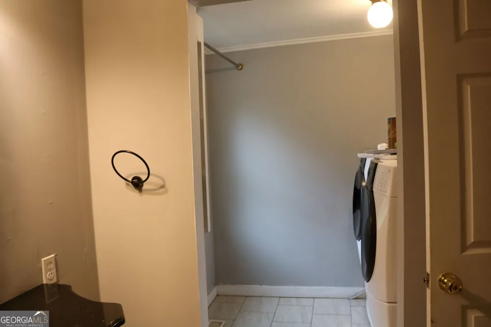 88 Railroad AVE Carlton, GA 30627