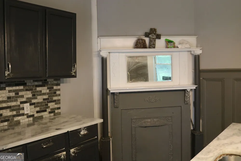 88 Railroad AVE Carlton, GA 30627