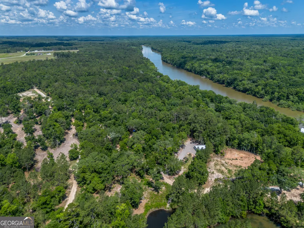 0 Red Oak DR Jesup, GA 31545