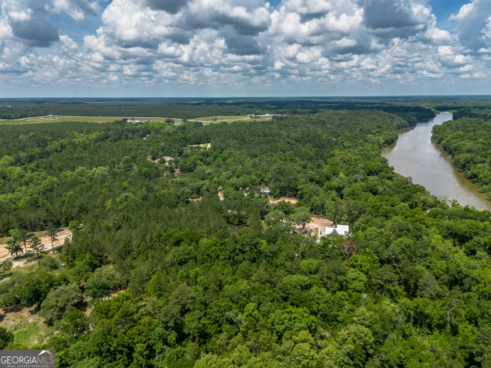 0 Red Oak DR Jesup, GA 31545