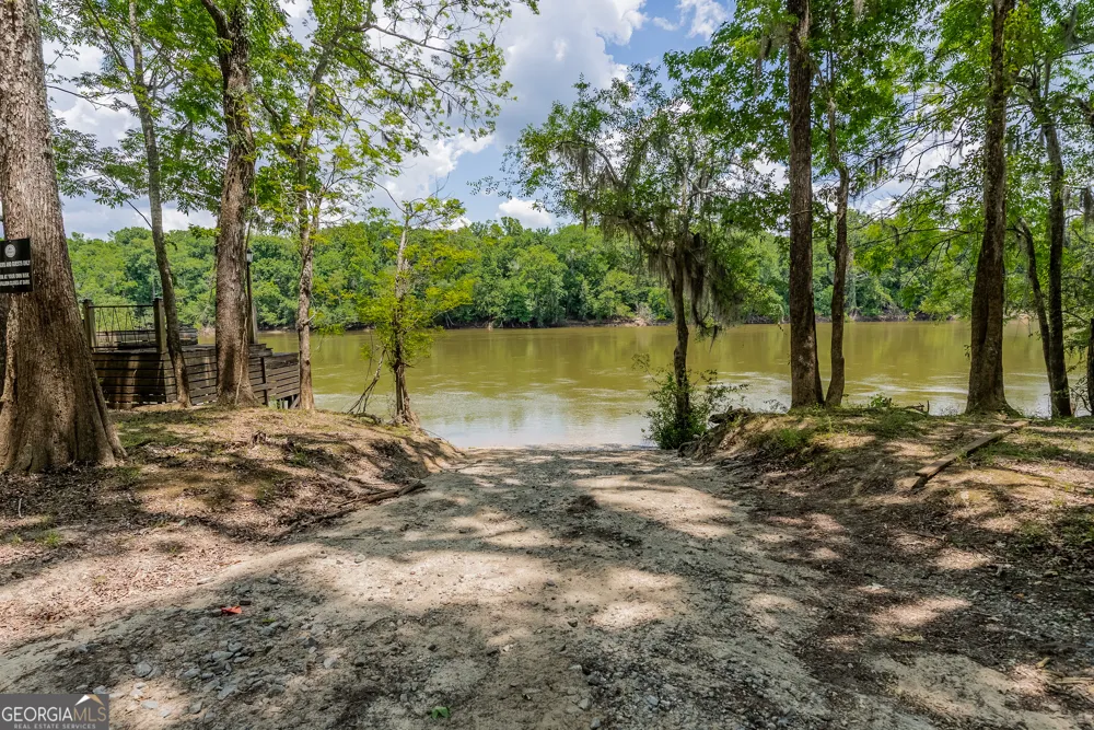 0 Red Oak DR Jesup, GA 31545