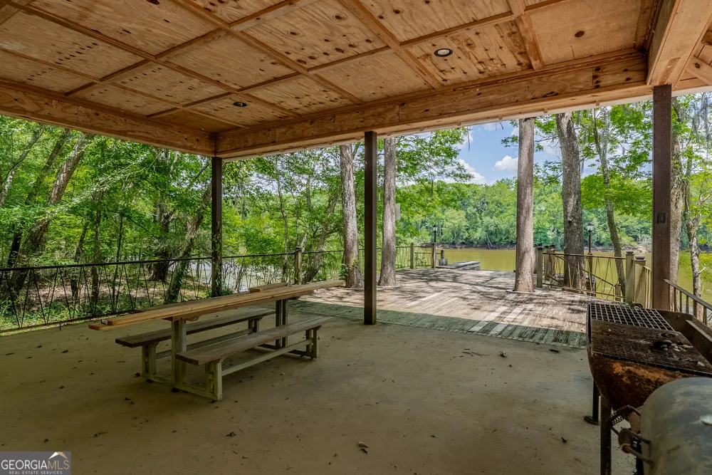 0 Red Oak DR Jesup, GA 31545
