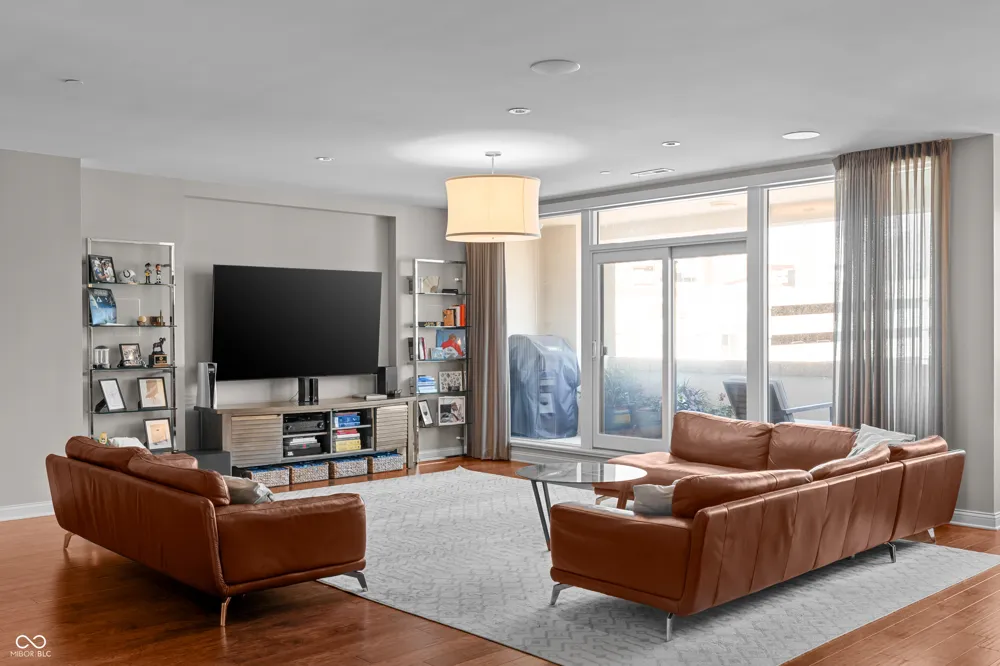 333 Massachusetts Avenue #503 Indianapolis, IN 46204