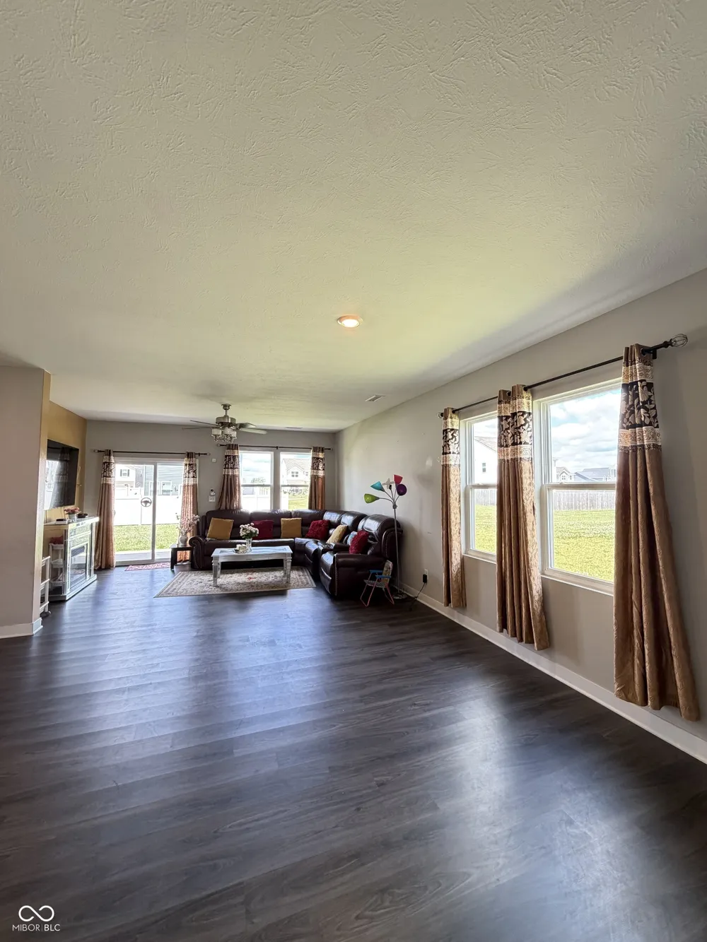 406 Switchgrass Lane Whiteland, IN 46184
