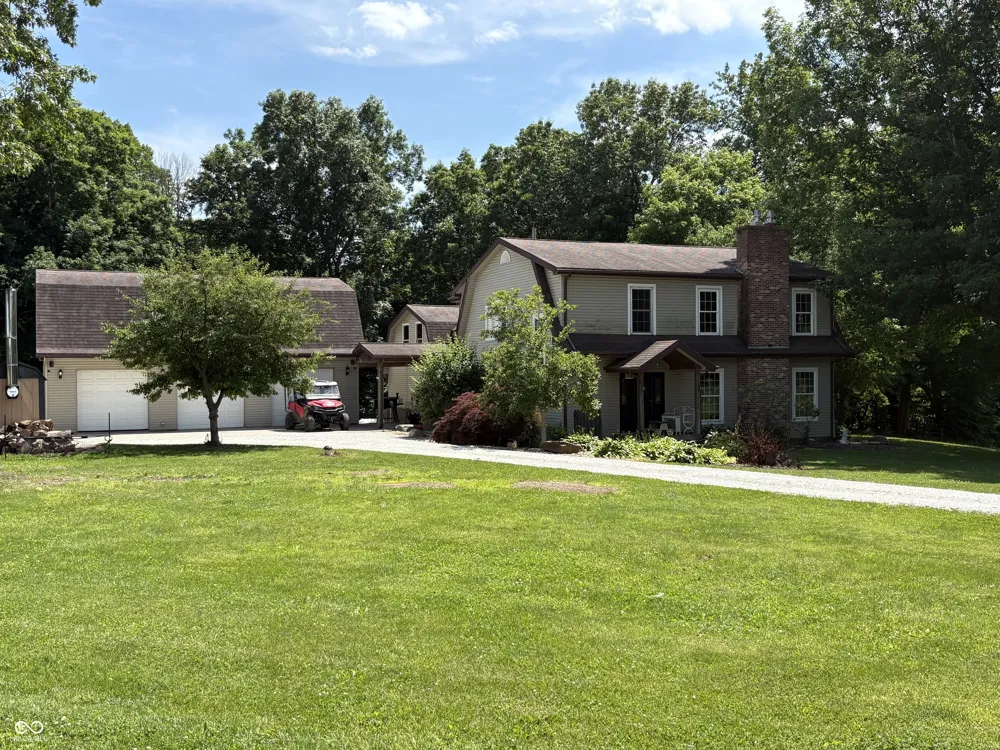 2827 W Wabash Chapel Covington, IN 47932