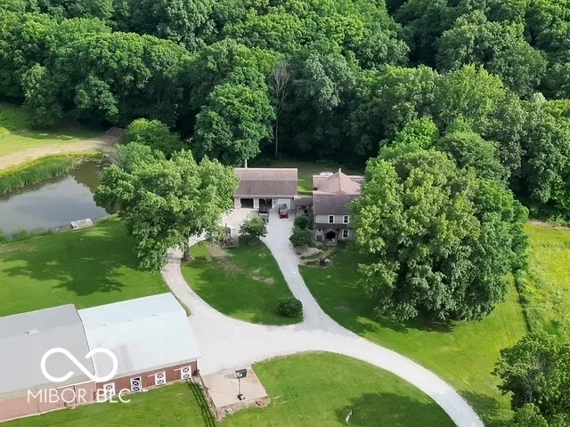 2827 W Wabash Chapel Covington, IN 47932