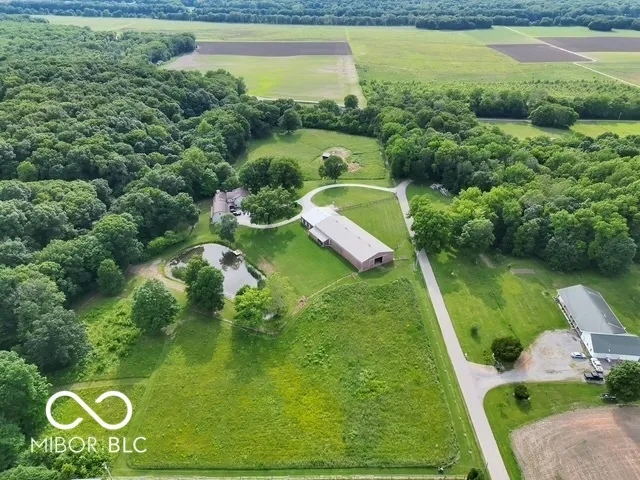 2827 W Wabash Chapel Covington, IN 47932