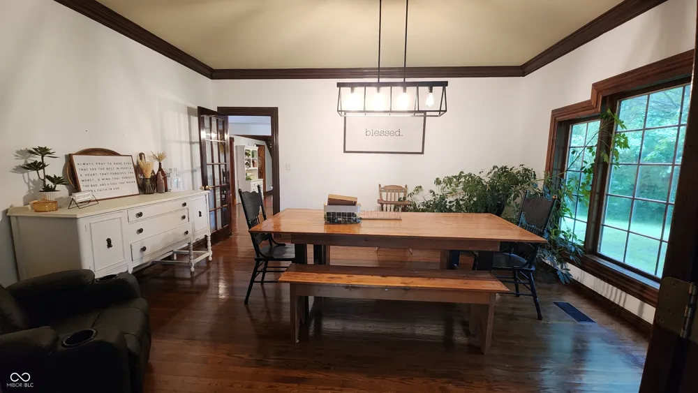 2827 W Wabash Chapel Covington, IN 47932