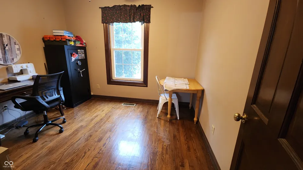 2827 W Wabash Chapel Covington, IN 47932