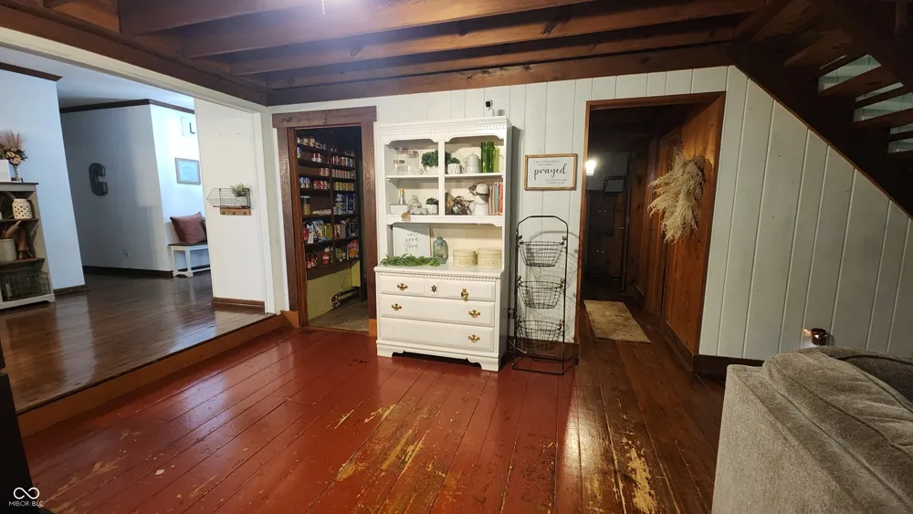 2827 W Wabash Chapel Covington, IN 47932