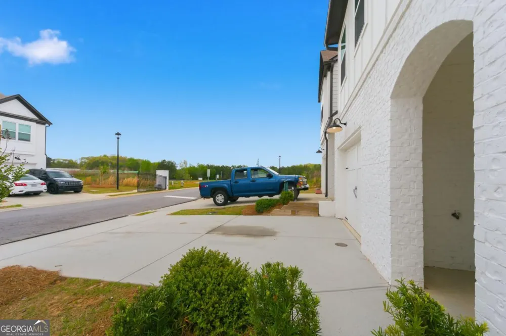 82 Auburn Run Lane Auburn, GA 30011
