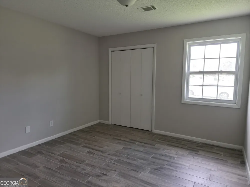 221 Gilchrist DR Warner Robins, GA 31093