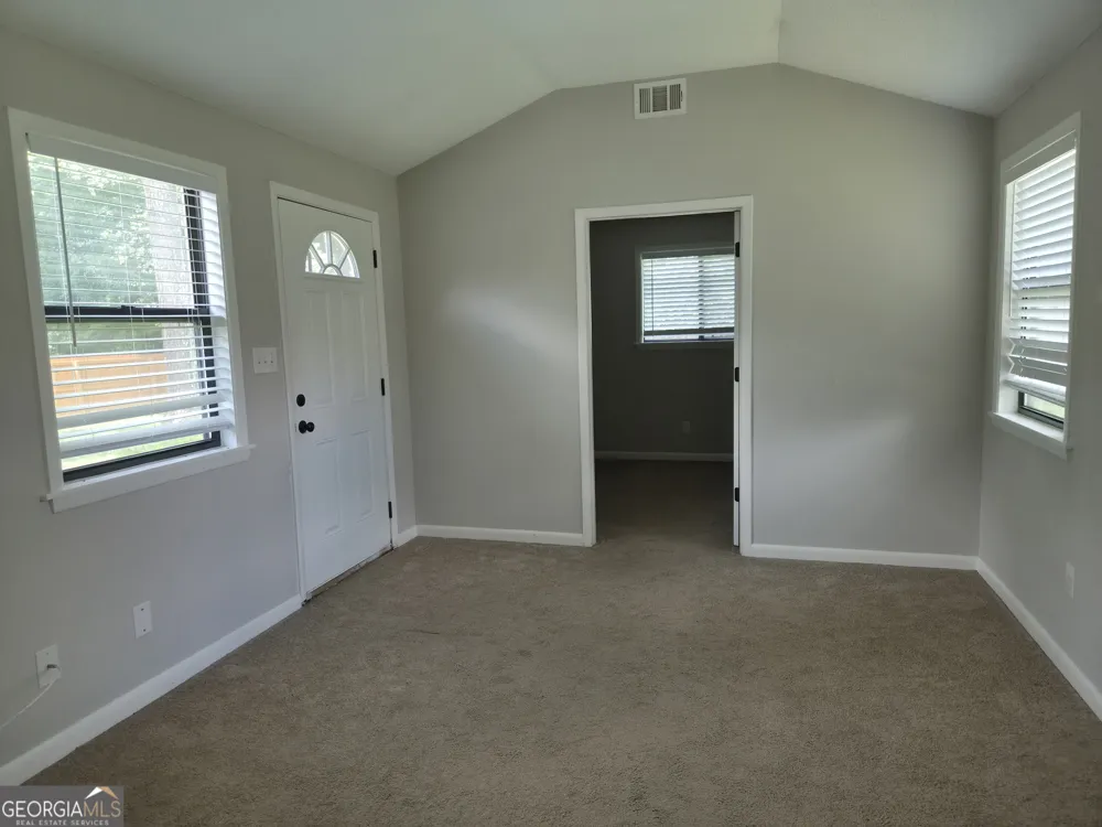 221 Gilchrist DR Warner Robins, GA 31093