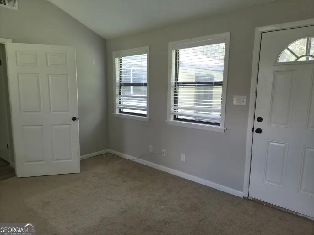 221 Gilchrist DR Warner Robins, GA 31093