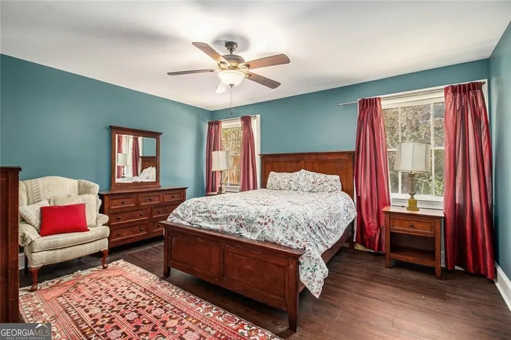112 Hillcrest RD West Point, GA 31833