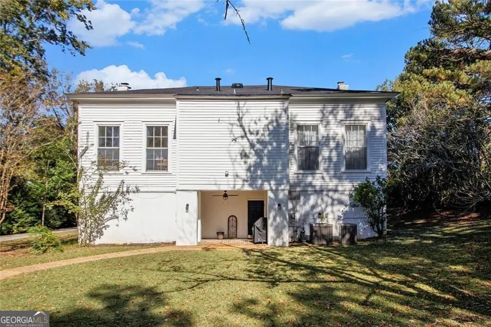 112 Hillcrest RD West Point, GA 31833