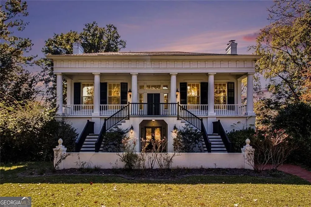 112 Hillcrest RD West Point, GA 31833