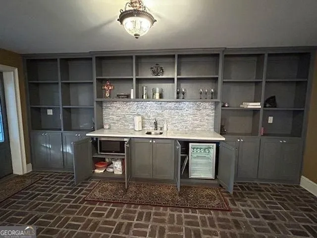 112 Hillcrest RD West Point, GA 31833