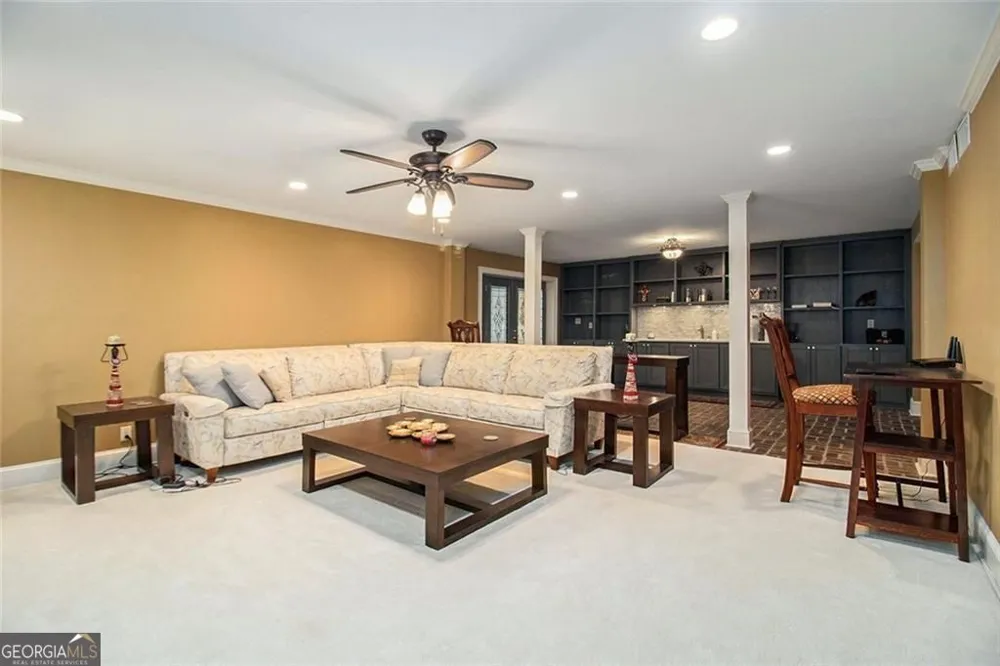 112 Hillcrest RD West Point, GA 31833