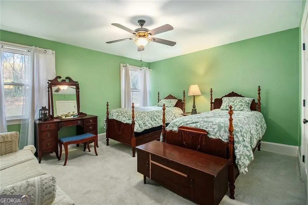 112 Hillcrest RD West Point, GA 31833