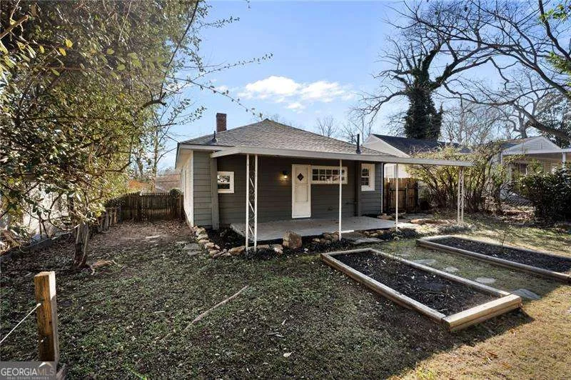 523 North AVE Hapeville, GA 30354