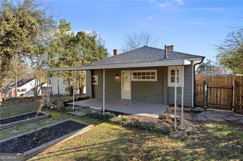 523 North AVE Hapeville, GA 30354