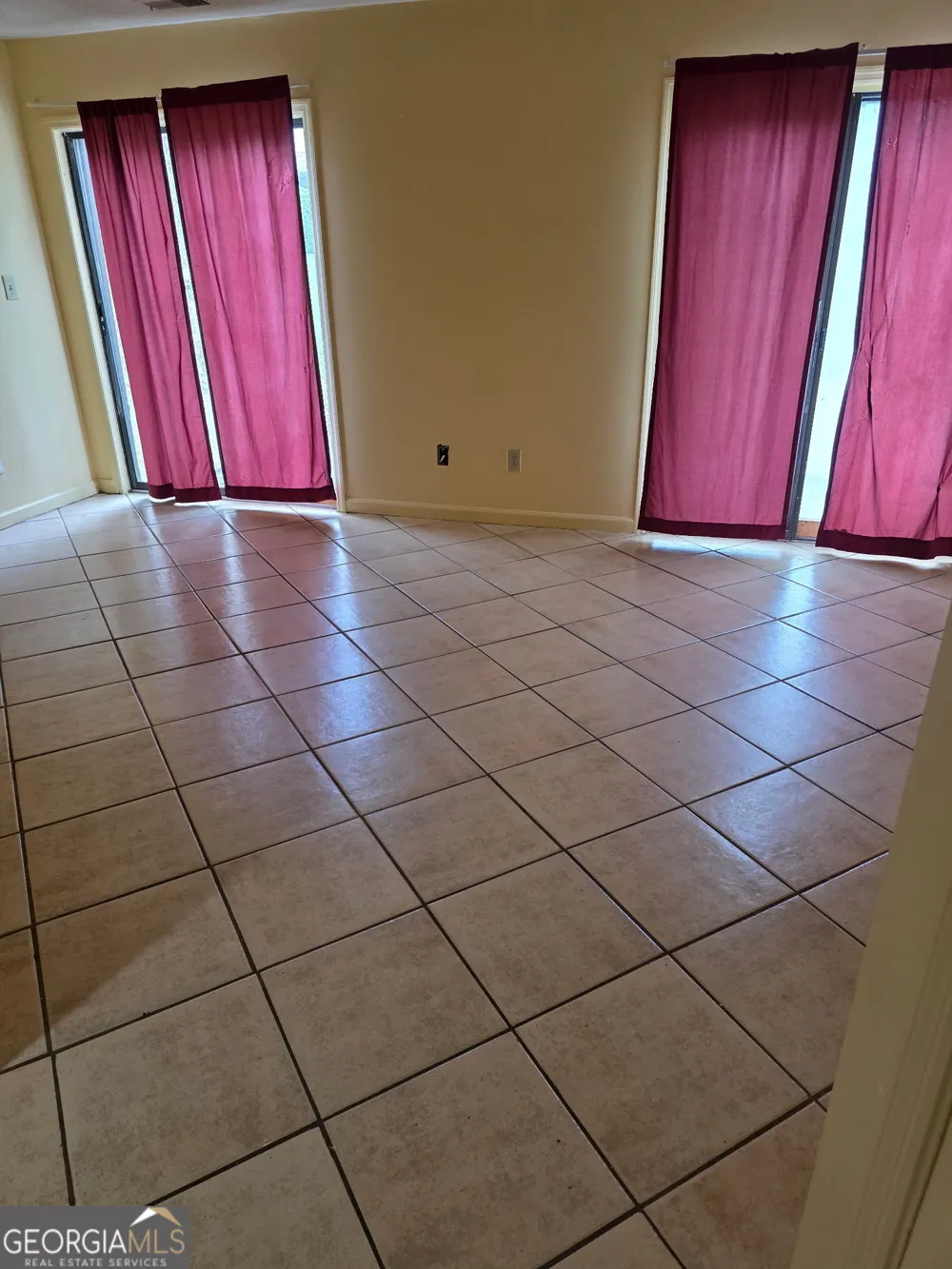 89 Tiburon CT Lithonia, GA 30038