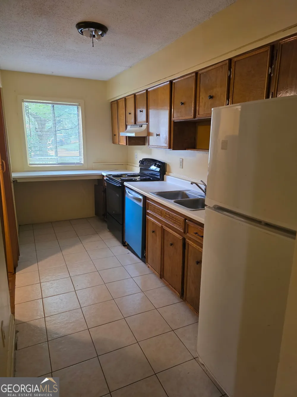 89 Tiburon CT Lithonia, GA 30038