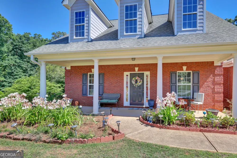 95 Blue Grass WAY Oxford, GA 30054