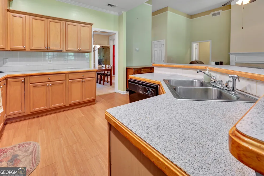95 Blue Grass WAY Oxford, GA 30054