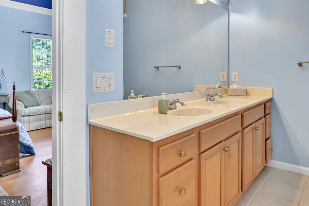 95 Blue Grass WAY Oxford, GA 30054