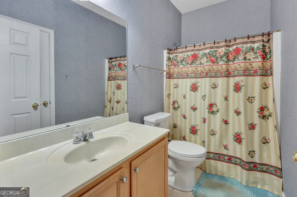 95 Blue Grass WAY Oxford, GA 30054