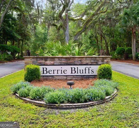 LOT 49 Bluffs LNDG